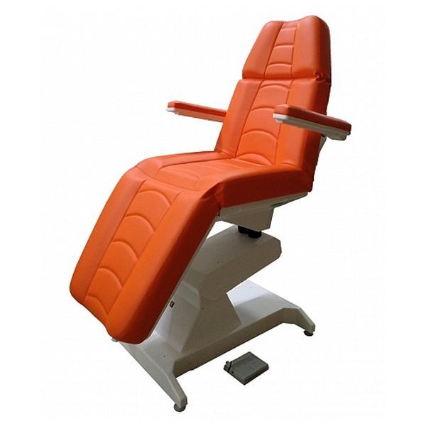 Кресло процедурное с электроприводом ОД-2, с прямыми откидными подлокотниками, с ножной педалью управления